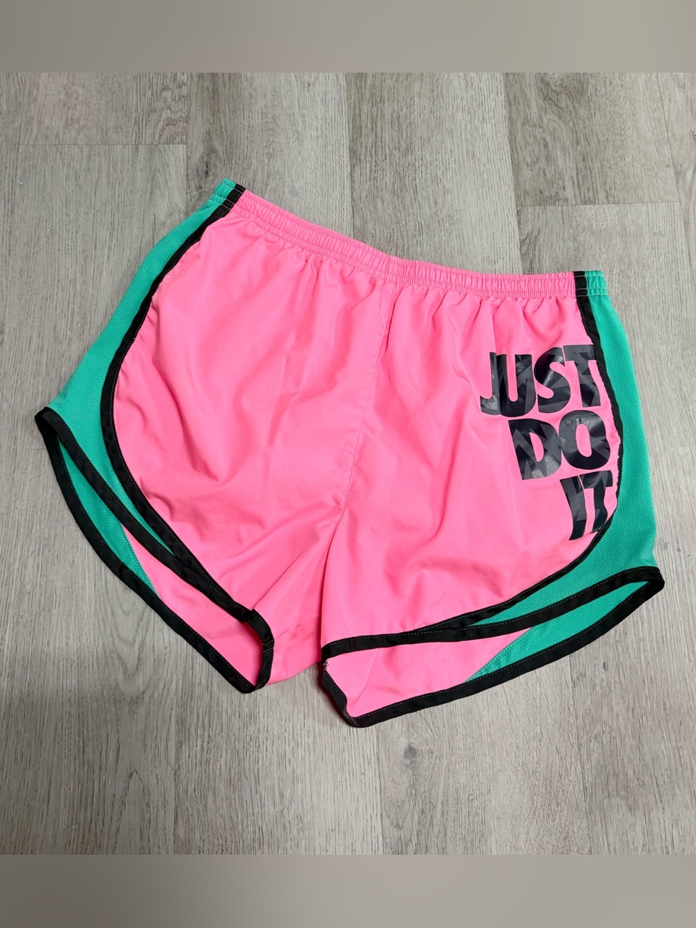 •NIKE• RUNNING SHORTS